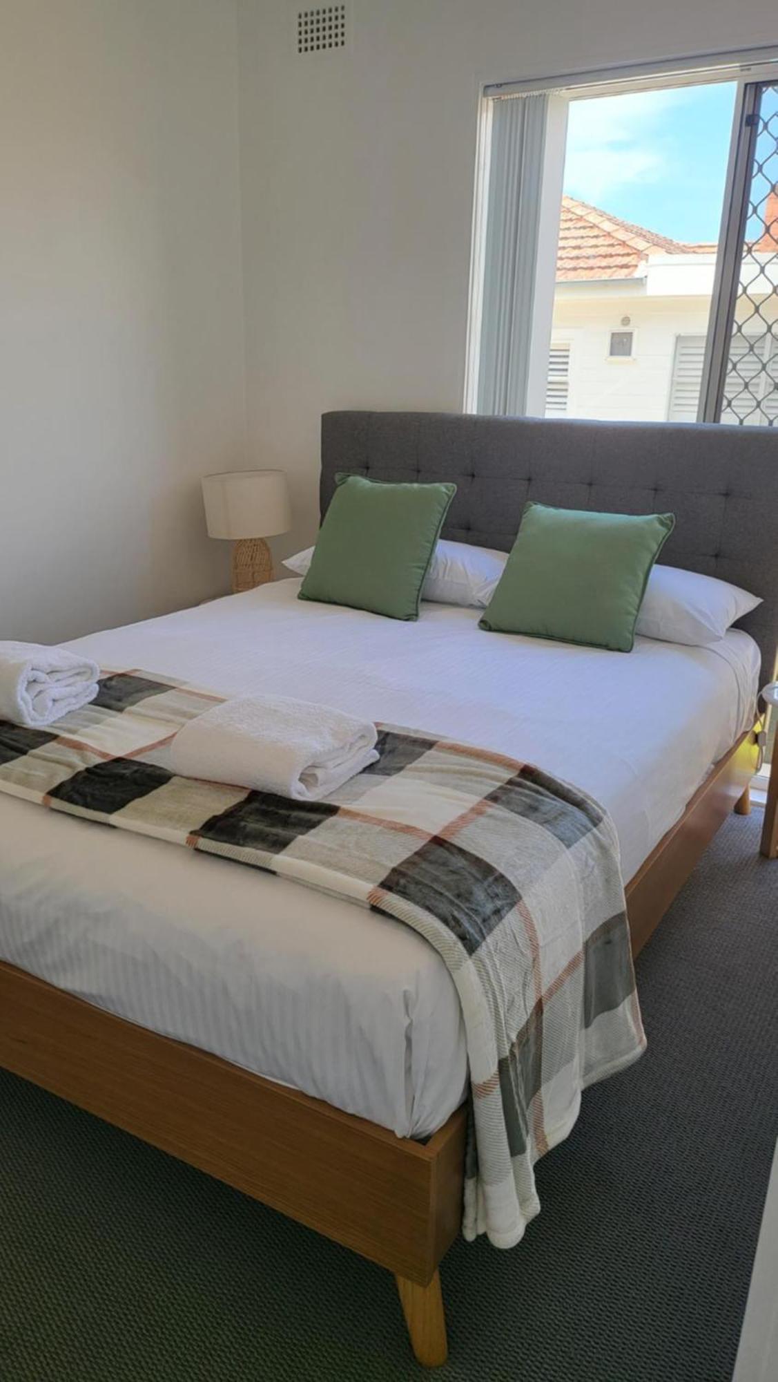 Apartment Husky 19 Beautifully Appointed - Great Location - In The Heart Of Husky