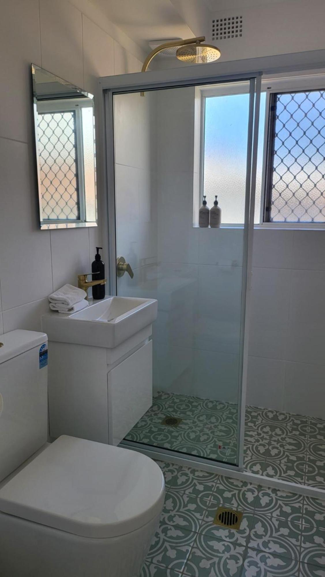 Apartment Husky 19 Beautifully Appointed - Great Location - In The Heart Of Husky *